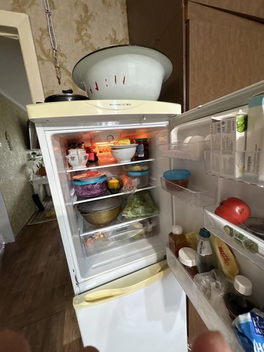Продам холодильник LG