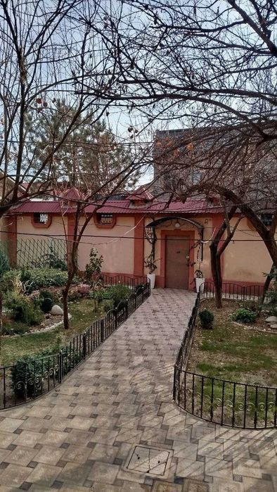 Махалля на Никитина. Комфортабельный дом. Недалеко от метро БИЙ.