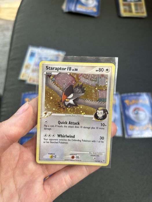 Pokemon карти оригинални