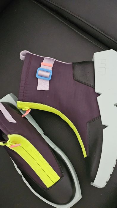 2 perechi Ghete Unired Nude. Stil moon/snow boots