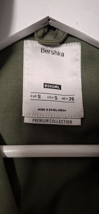 Jachetă damă, Bershka