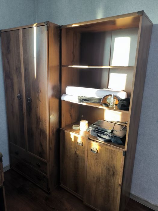 Продам Шкаф, стол, кровать