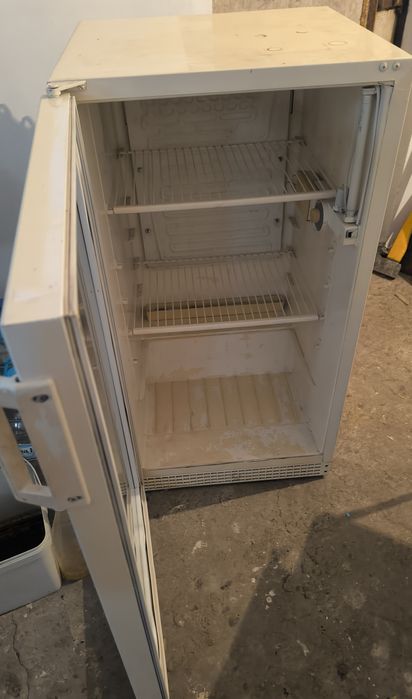 Хладилна витрина