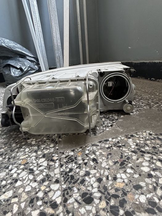 Преден ляв фар за Skoda