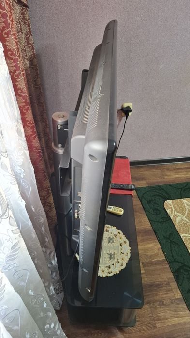 Телевизор "Hisense"