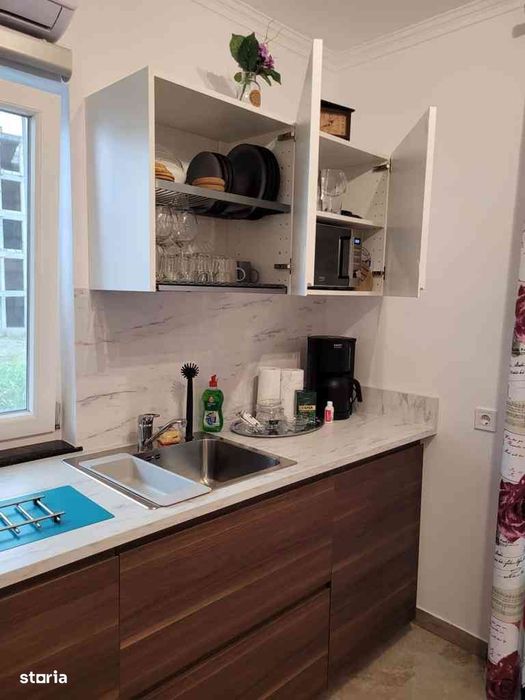 Apartament 2 camere, balcon, garaj inclus