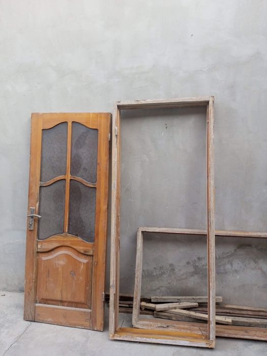 taxtali eshikla sotiladi srojna!!!