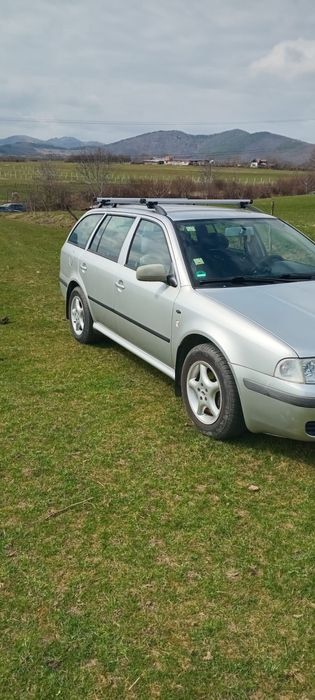 Vând Skoda Octavia