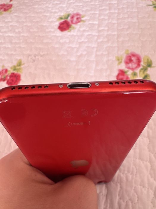 iphone product red.