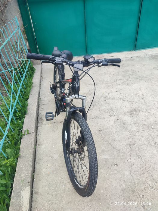 Продам велик спортивный