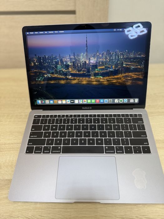 Macbook air 13.3 д 2018