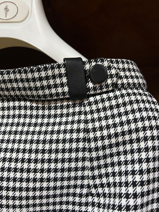 Claudie Pierlot пола