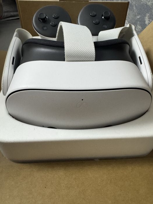Ochelari VR Meta Quest 3S 128GB - Stare impecabilă, la cutie