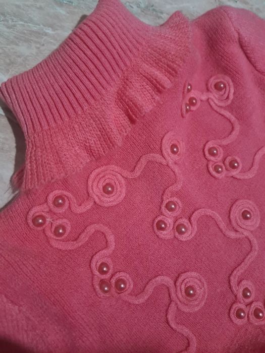 Свитер тёплый на девочку