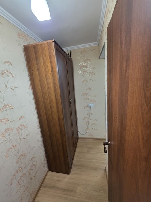 Продам платеный  шкаф