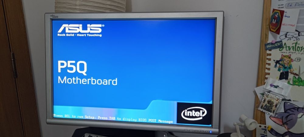 Vând PC Asus complet