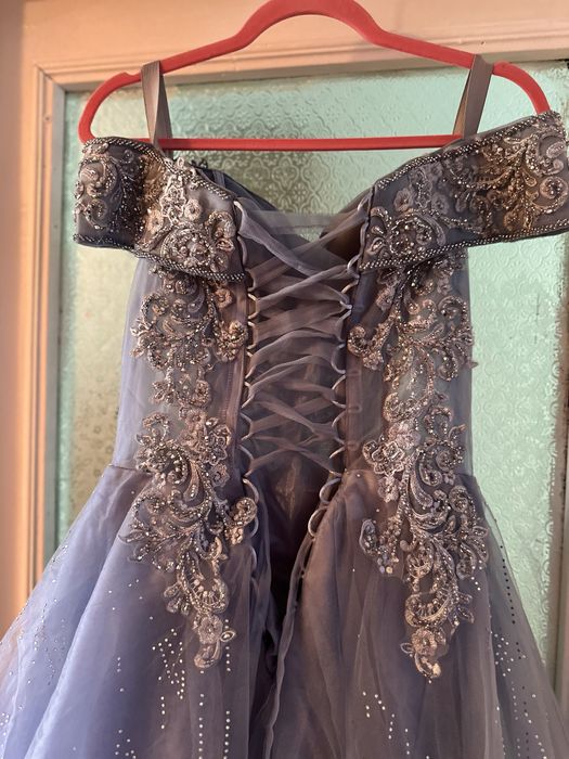 Платье бальное