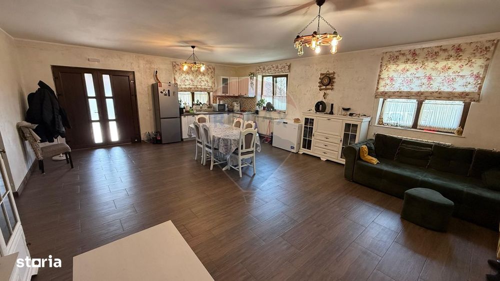 Casă / Vilă Coțofănești Bacău