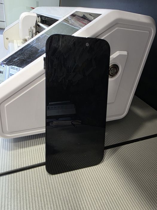 100% оригинален дисплей за Iphone 15