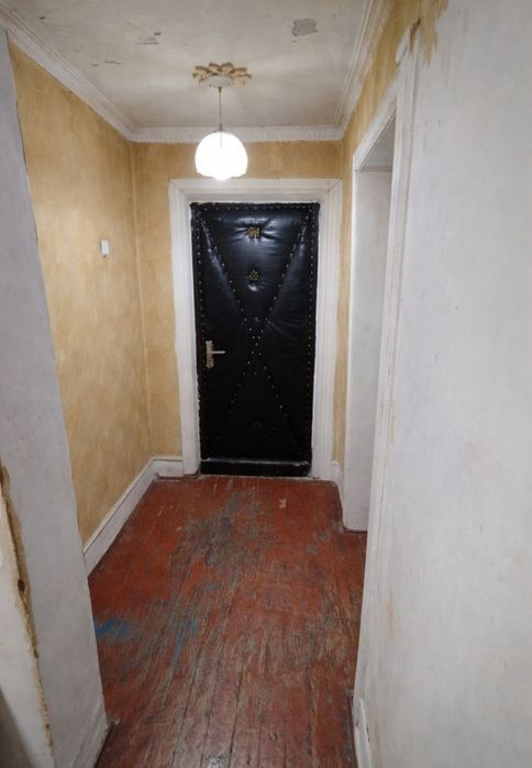 Продаю на Дубовой 1/4/4 кирпич