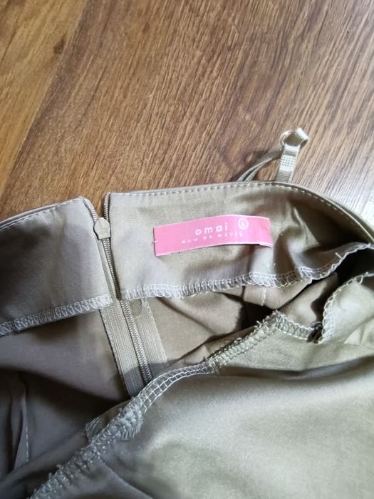 Rochie elegantă bej taupe