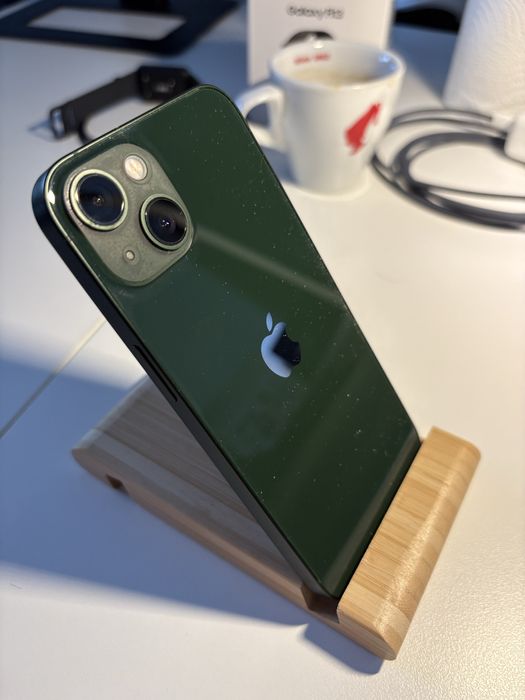 Iphone 13 green 128 gb impecabil