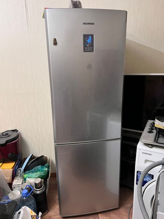 Продам холодильник Samsung