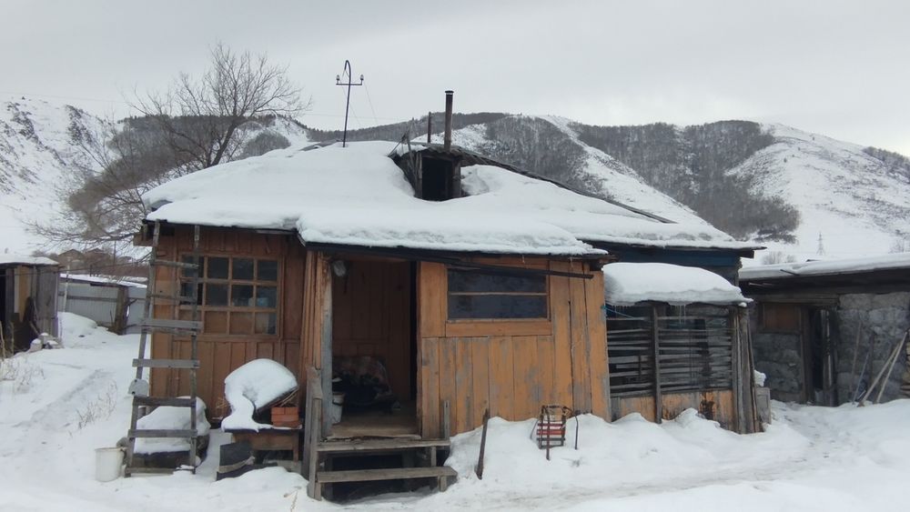 Продам дом в п. Асубулак.