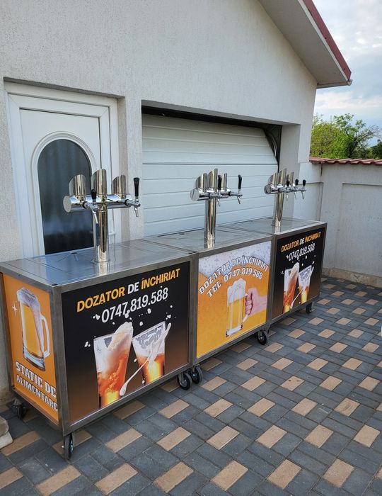 Inchiriez Corturi pentru Evenimente/Inchiriez Mese Rotunde/Scaune albe