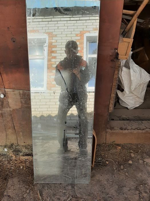 Продажа зеркал (больших и малых).
