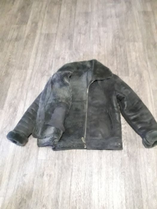 Продам куртку в хорошем состоянии.