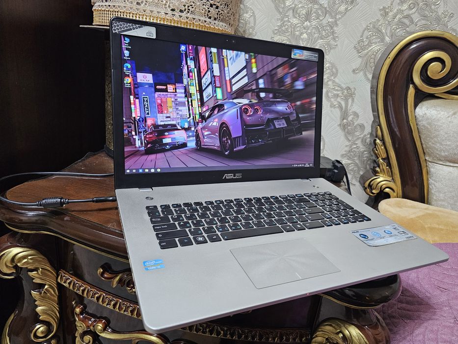 Ноутбук ASUS на i5 процессоре