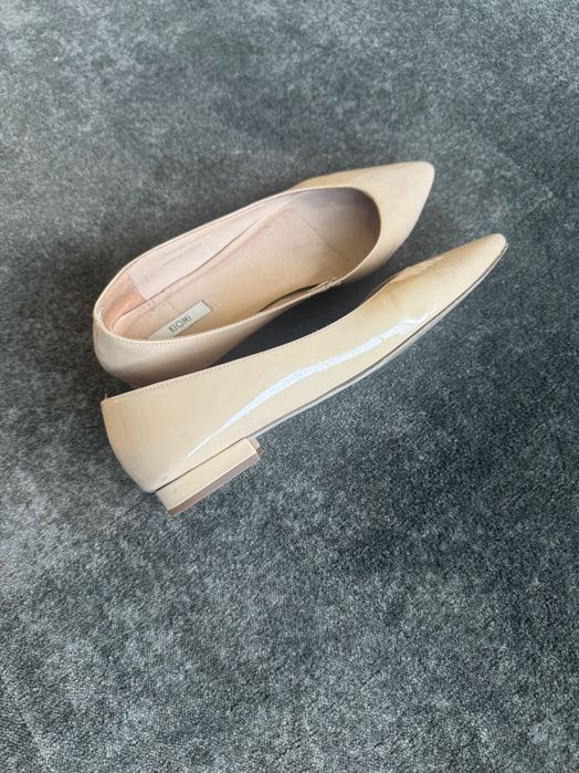 Balerini Kiomi, bej, piele naturală lăcuită, mărimea 40