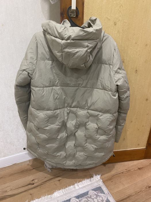 Продам зимнию куртку