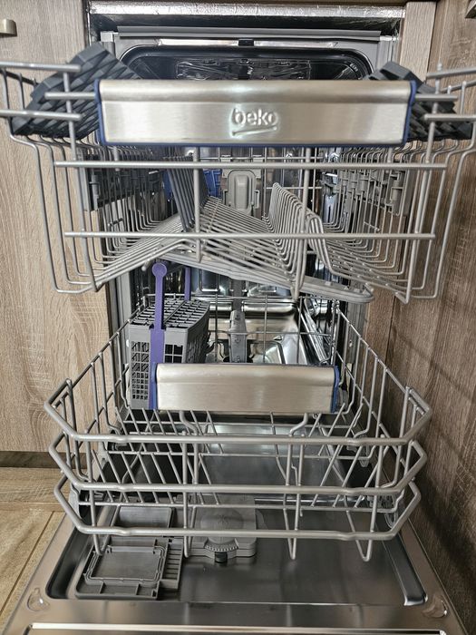 Съдомиялна за вграждане Beko 45 см