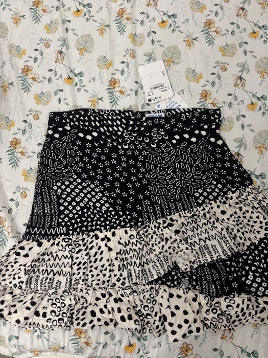 Lot haine outlet noi cu sau  fara eticheta