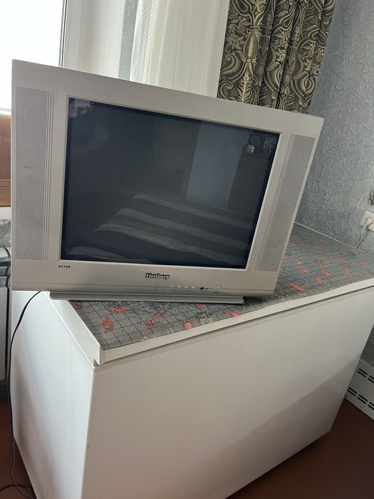 Телевизор Elenberg в хорошем состоянии