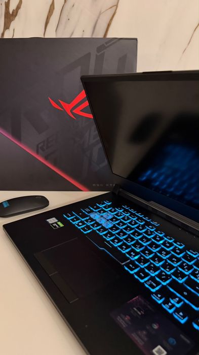 Ноутбук игровой Asus rog