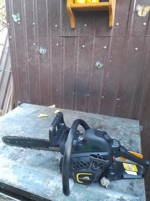 Vând drujbă mcculoch cs35s