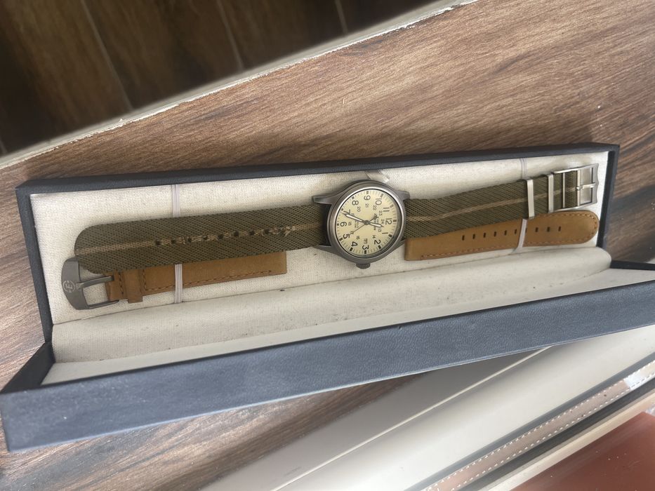 Ceas Timex Expedition Scout TW4B01900 + Cutie + Curea Piele Cadou