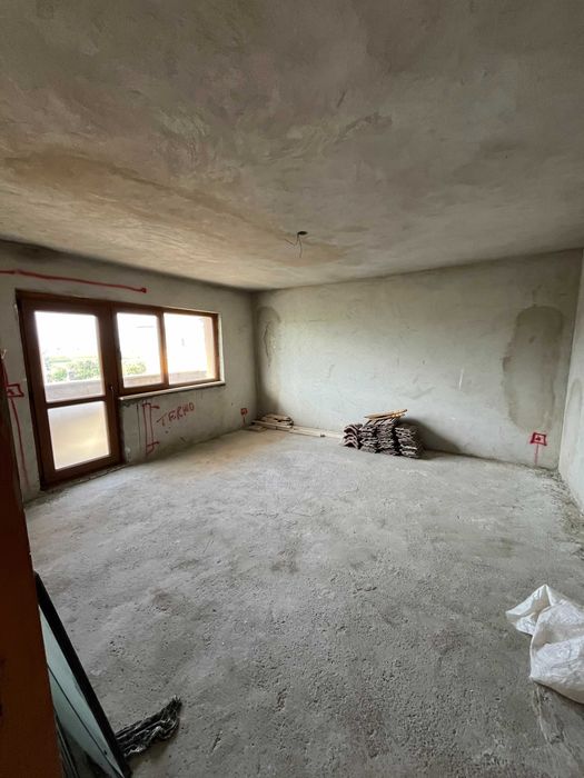 Apartament 4 camere de vanzare - Panciu