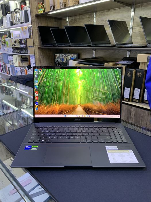 Б/У Asus VivoBook Creator Q OLED