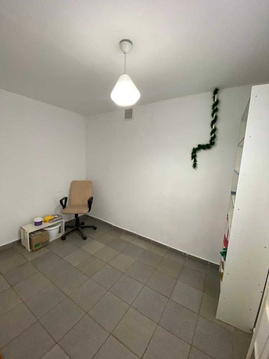 Продается  коммерческое помещение.