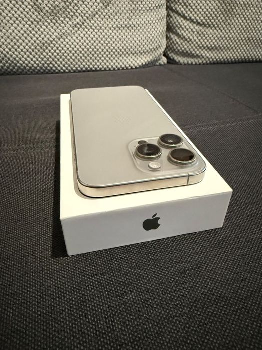 iPhone15 Pro Max Natural Titanium