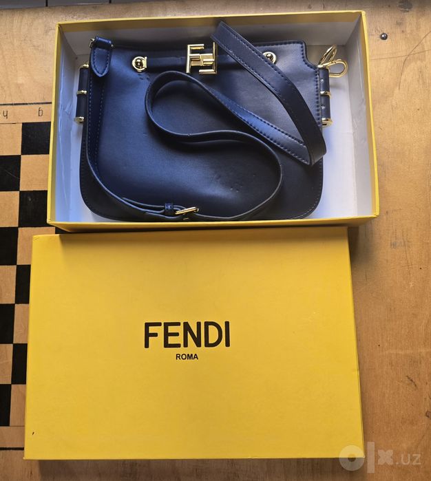 Сумка новая от FENDI