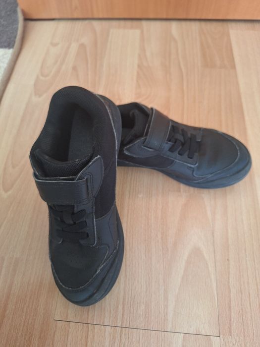 Детски обувки от Decathlon