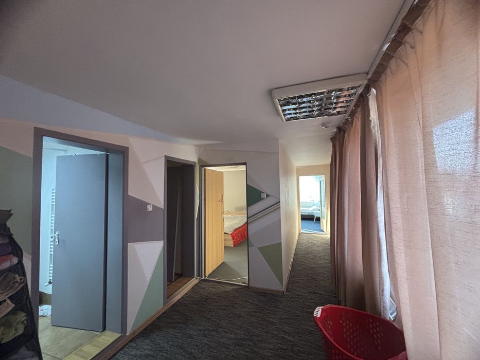 Inchiriez apartament