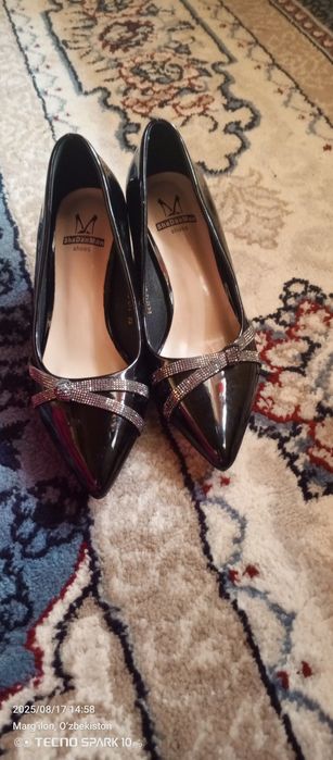 Ayollar oyoq kiyim tuflini turkiyaniki