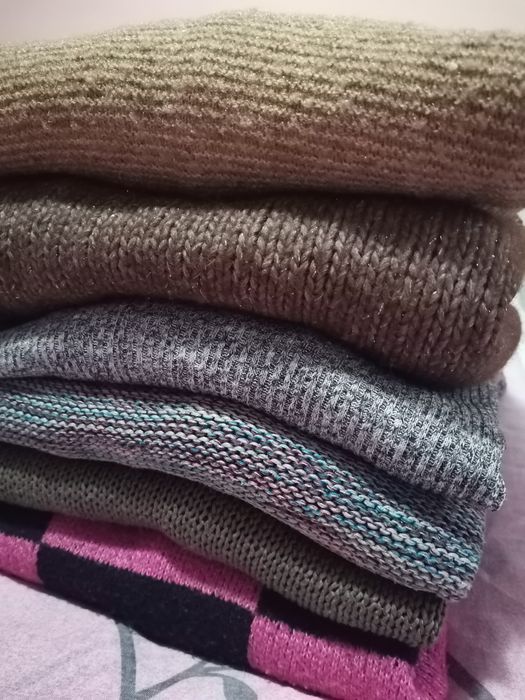 Дамски пуловери/блузи