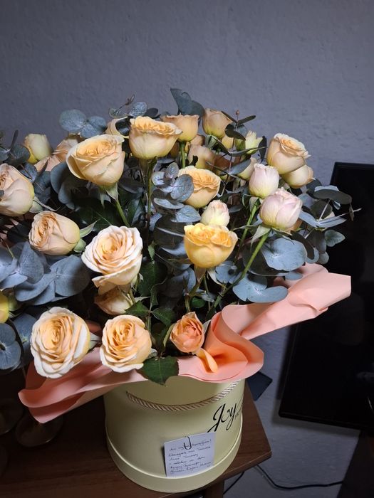 Продаются цветы,